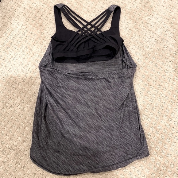 Lululemon tank - Picture 2 of 3